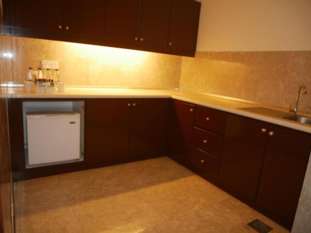 The Bukit Bintang Serviced Residences Куала Лумпур Екстериор снимка