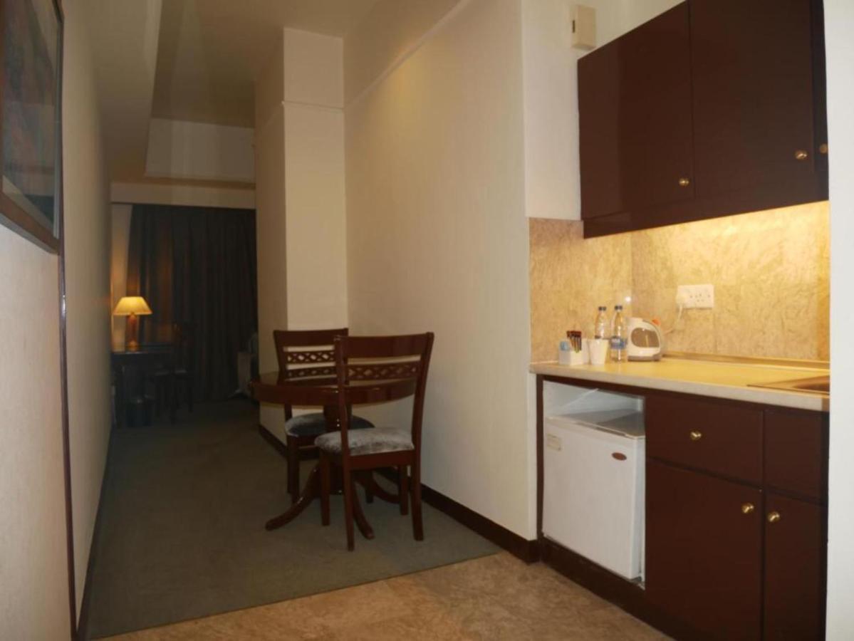 The Bukit Bintang Serviced Residences Куала Лумпур Екстериор снимка